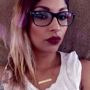 Meet your Posher, Sonia